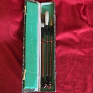 Elegant Calligraphy Brush Set in Box